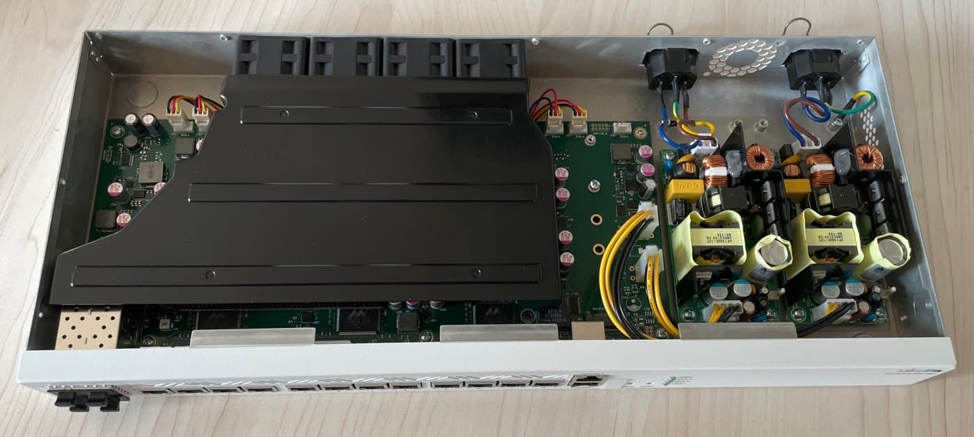 MikroTik Cloud Core Router, CCR2116-12G-4S+
