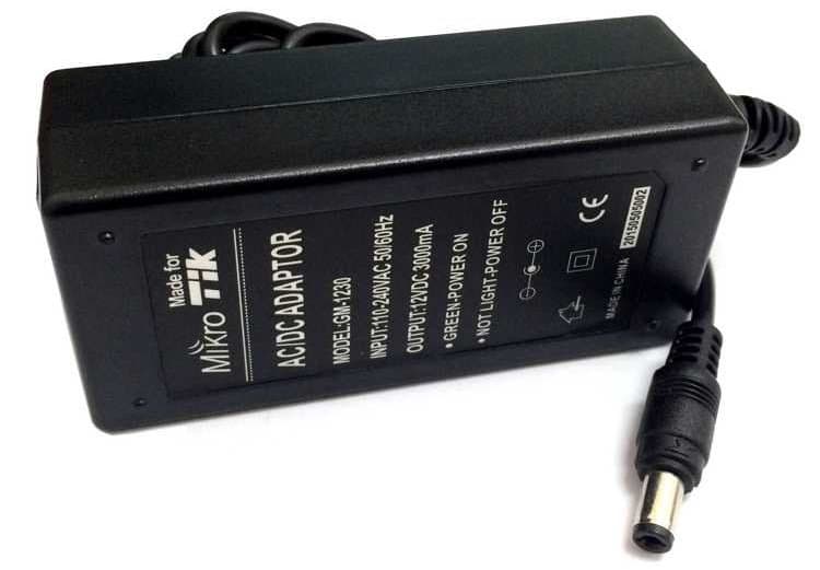 MikroTik napájecí adaptér 12V 3A